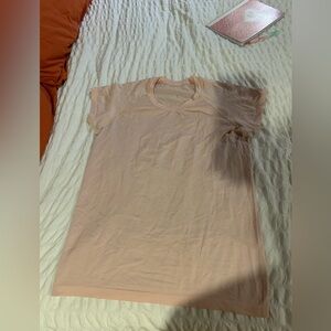 Lululemon swiftly t shirt